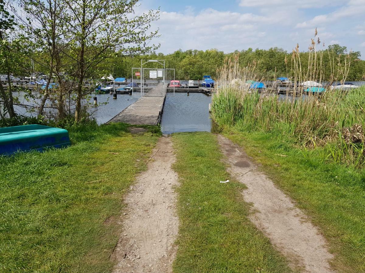 Gemuetliche Idylle Am Seddinsee Gosen Exteriör bild